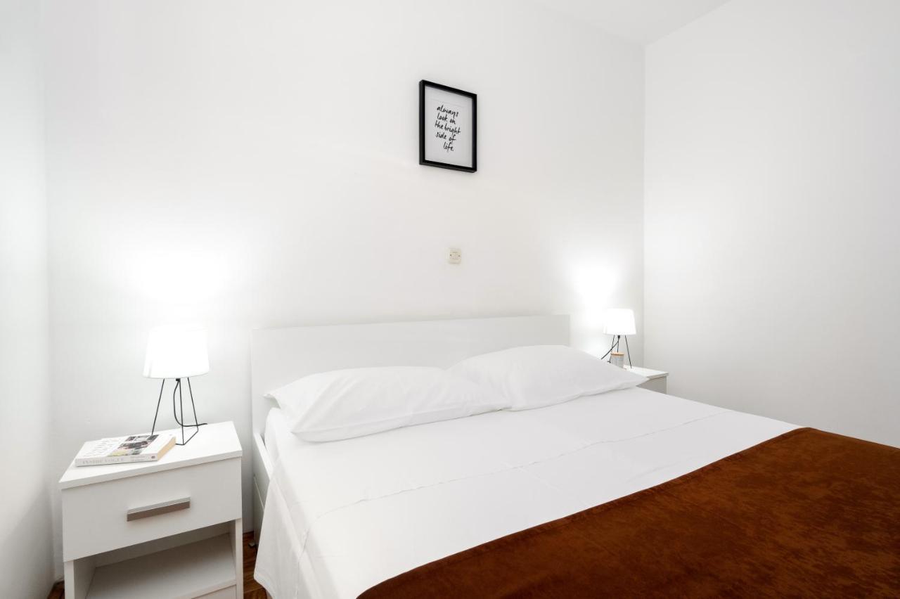 Ana-marija Apartma